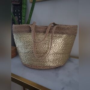 Woven Straw Bucket Bag